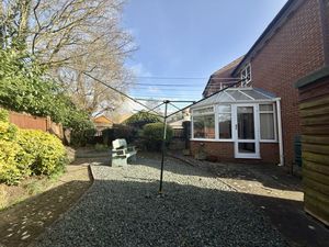 Photo 14- click for photo gallery